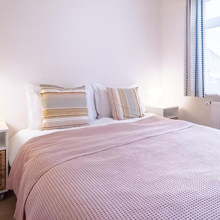 Flat With Balcony Near Bull Statue In Kadikoy Apartment อิสตันบูล ภายนอก รูปภาพ