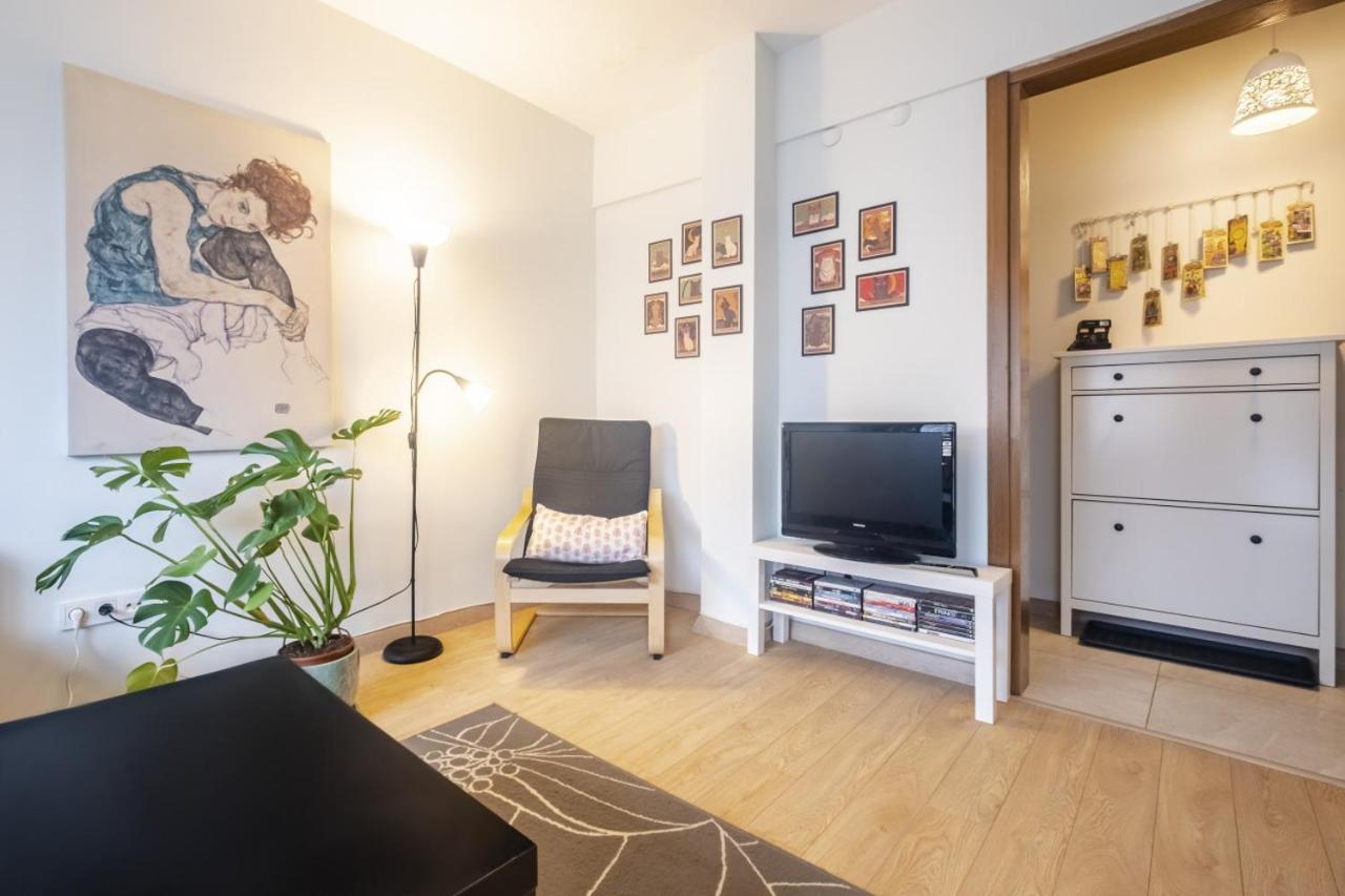 Flat With Balcony Near Bull Statue In Kadikoy Apartment อิสตันบูล ภายนอก รูปภาพ