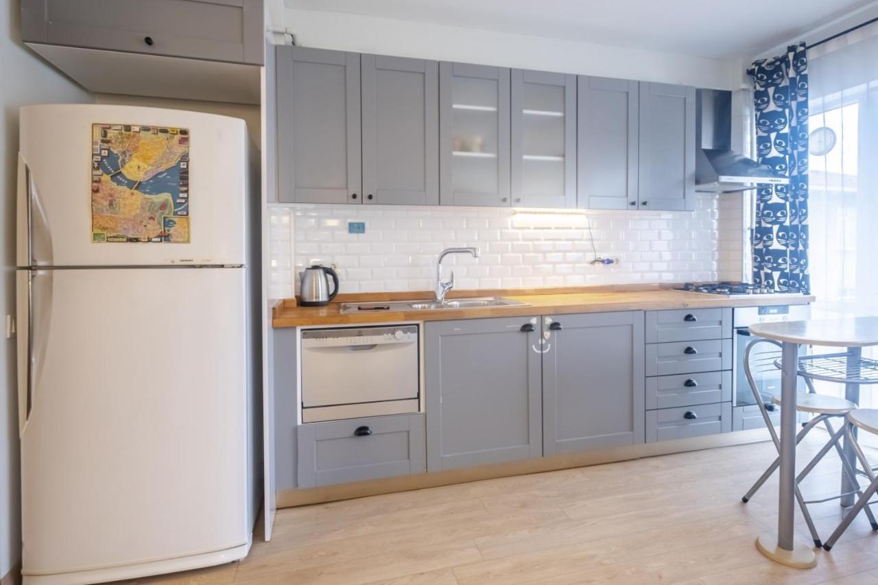 Flat With Balcony Near Bull Statue In Kadikoy Apartment อิสตันบูล ภายนอก รูปภาพ